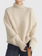 Women's Jumper | High Collar, Elegant Silhouette, Lightweight Insulation 2