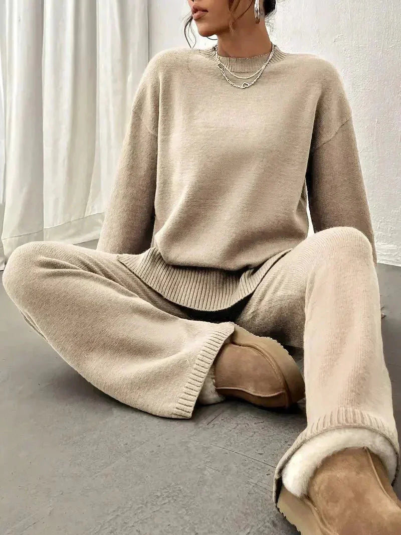 Women's Loungewear Set | Knitted Mock Neck Jumper and Wide-Leg Trousers 3