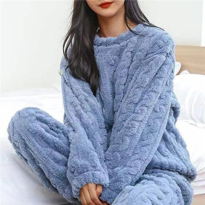 Women's Pajama Sets | Fluffy Fabric, Relaxed Fit 0
