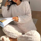 Women's Pajama Sets | Fluffy Fabric, Relaxed Fit 2