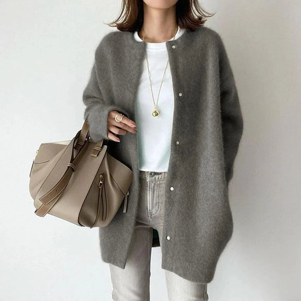 Women's Relaxed Fit Coat | Elegant and Versatile Winter Outerwear 4